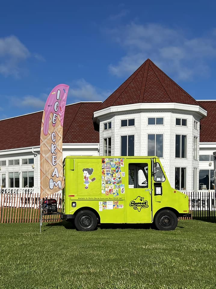 Sweet Escapes at Blue Harbor